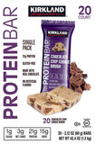 Texture détaillée de la barre chocolat chip cookie dough Kirkland Signature.