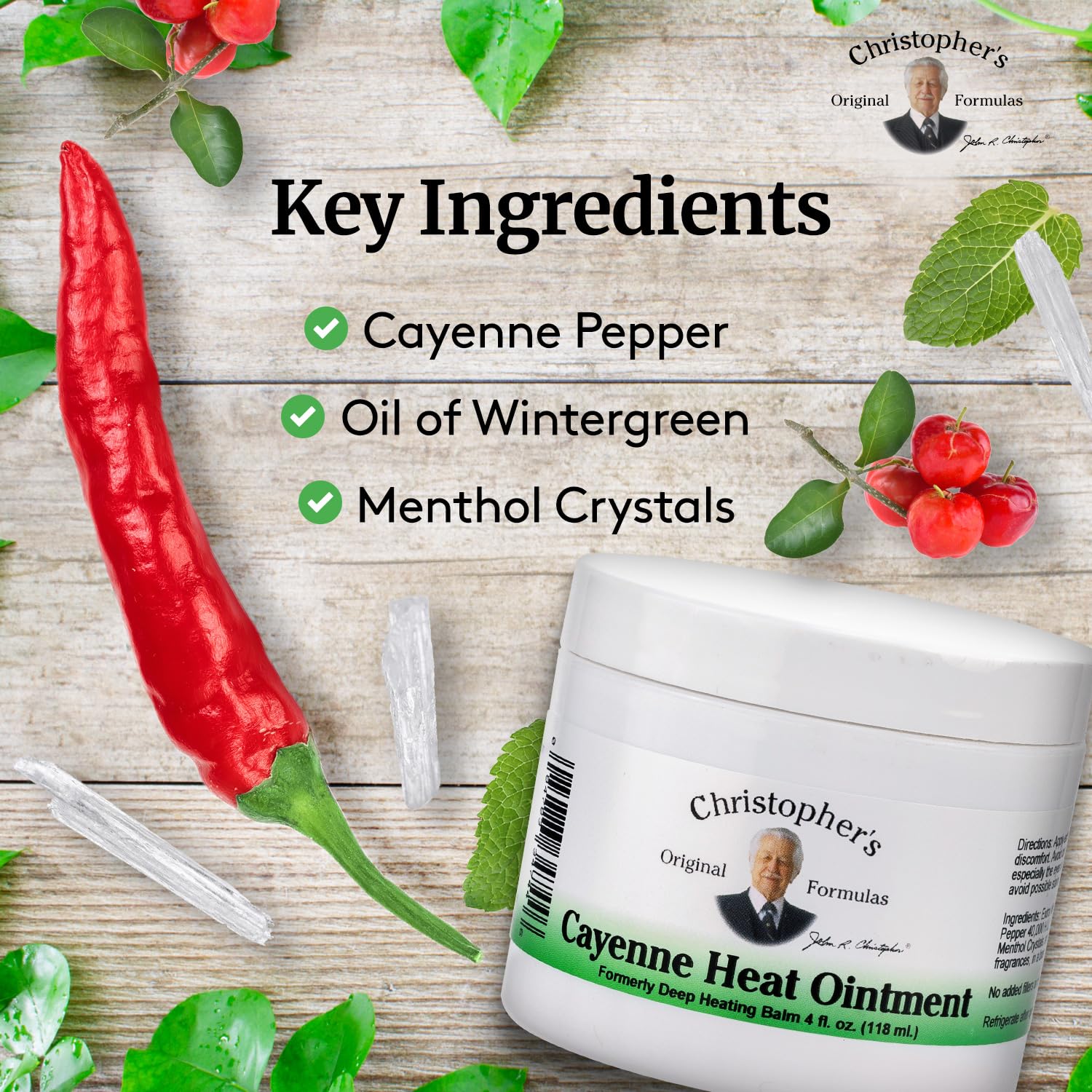 Conditionnement compact Christopher's Original Formulas Cayenne Heat Ointment pratique à emporter.