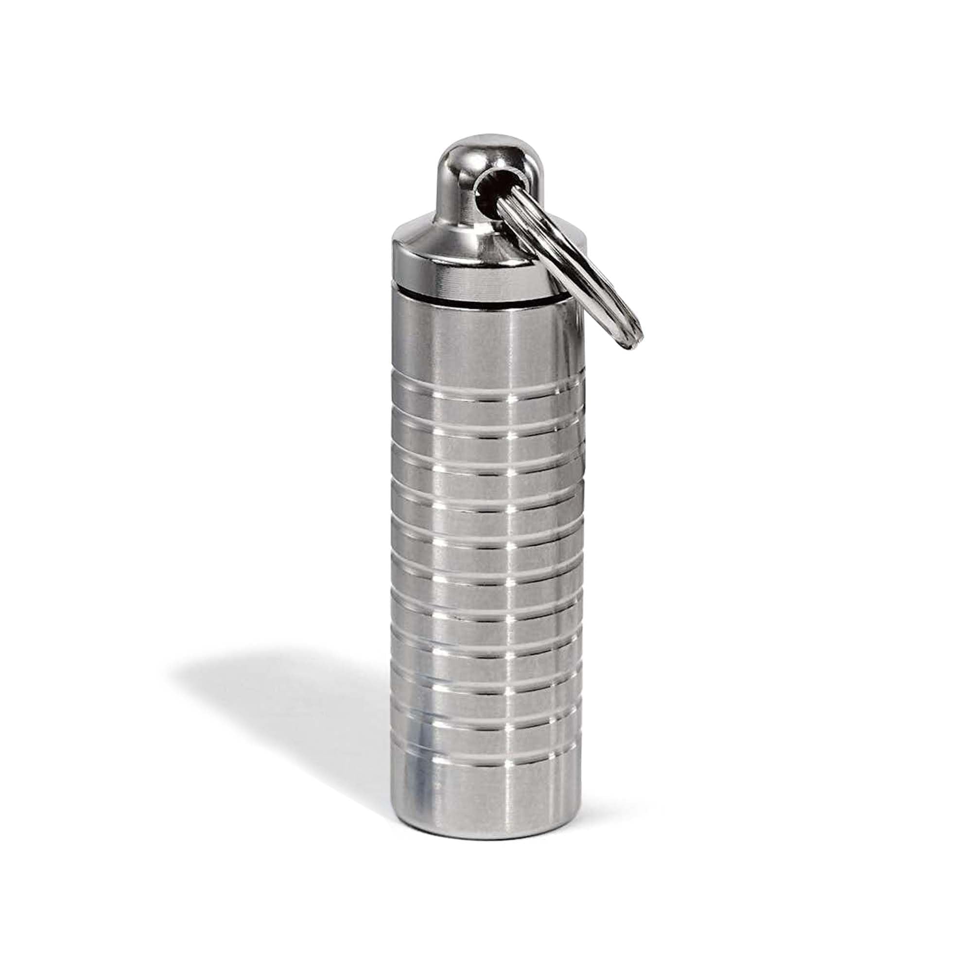 Porte-pilules Slim Cielo Pill Holders en acier inoxydable, pratique et durable en déplacement.