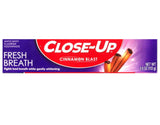 Emballage Close Up rouge, visuel attirant pour la routine quotidienne.