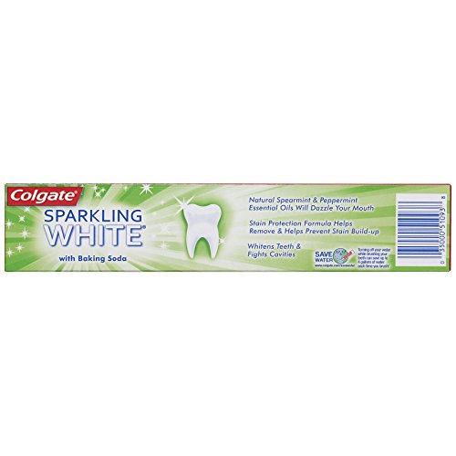 Dentifrice Colgate Blanc Scintillant Menthe sur table montre usage quotidien