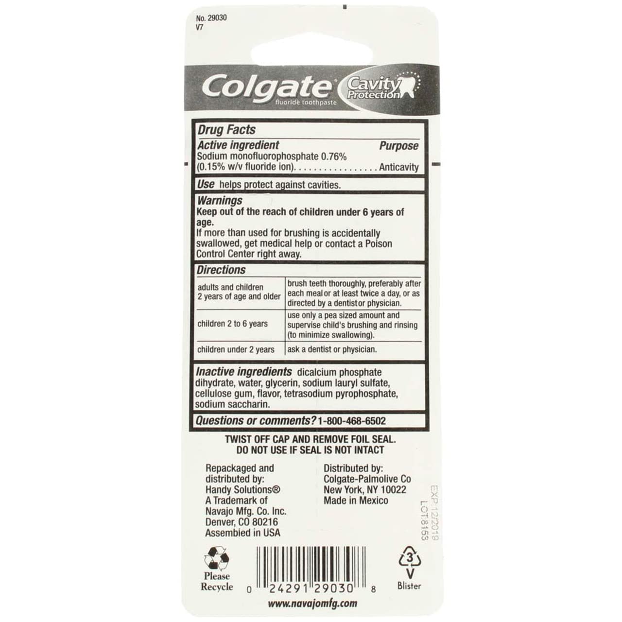 Colgate Protection Caries – application sur la brosse pour un nettoyage efficace.