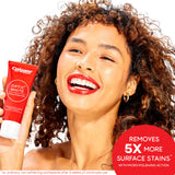 Colgate Optic White Stain Fighter: emballage de 4 tubes prêt à l'emploi.