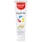 Colgate Total, premier plan sur la texture blanche et l'effet blanchissant