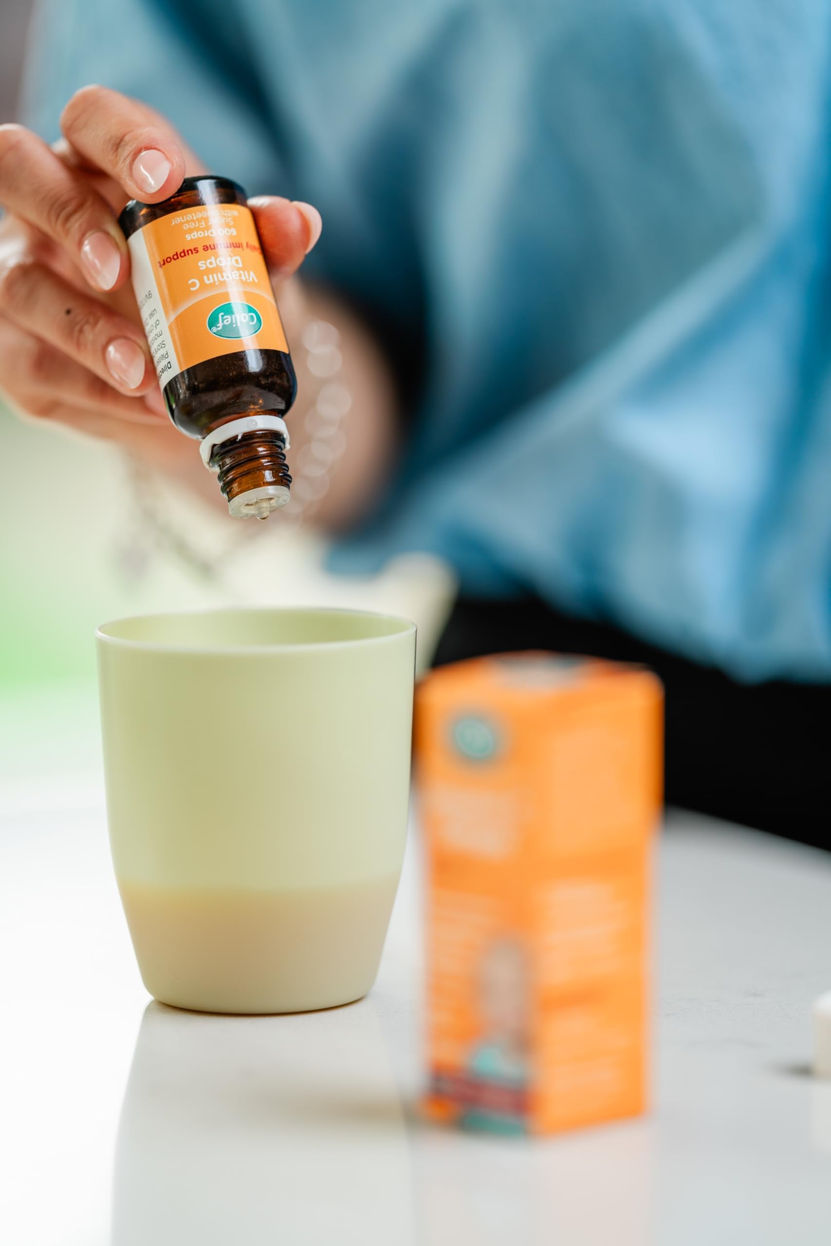 Colief gouttes vitamine C – gouttes ajoutées dans le jus.