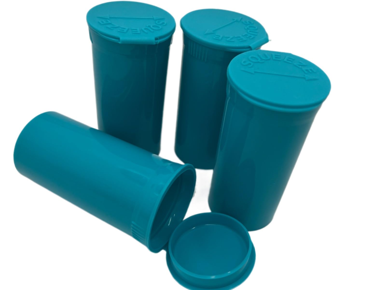 Bouteilles Comfort Axis légères, idéales pour voyager et protéger vos médicaments.