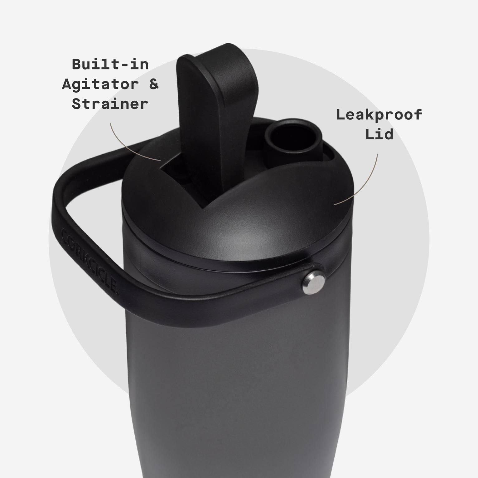 Corkcicle Protein Shaker avec isolation triple pour garder le froid durablement.