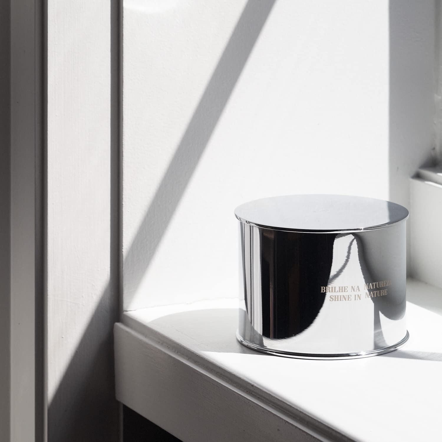 Costa Brazil Bougie Flamme Dorée : éclairage chaleureux pour une soirée cosy