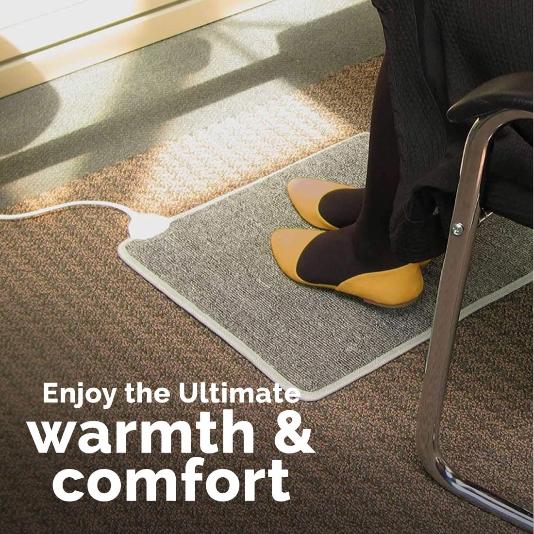 Cozy Toes de Cozy Products, dimensions environ 45 cm par 45 cm pour une chaleur ciblée.