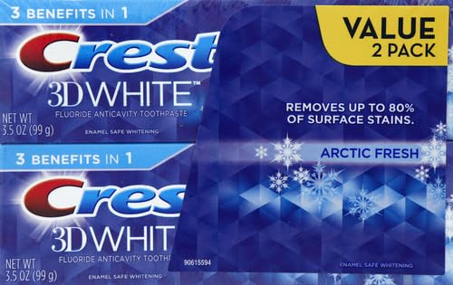 Dentifrice Crest 3D White Radiant Mint en tube prêt à l'emploi.
