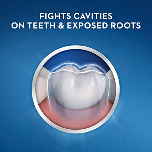 Crest dentifrice emballage trois tubes, idéal pour maison et voyages.