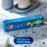 Pâte dentifrice Crest menthe, texture crème douce et brossage agréable.