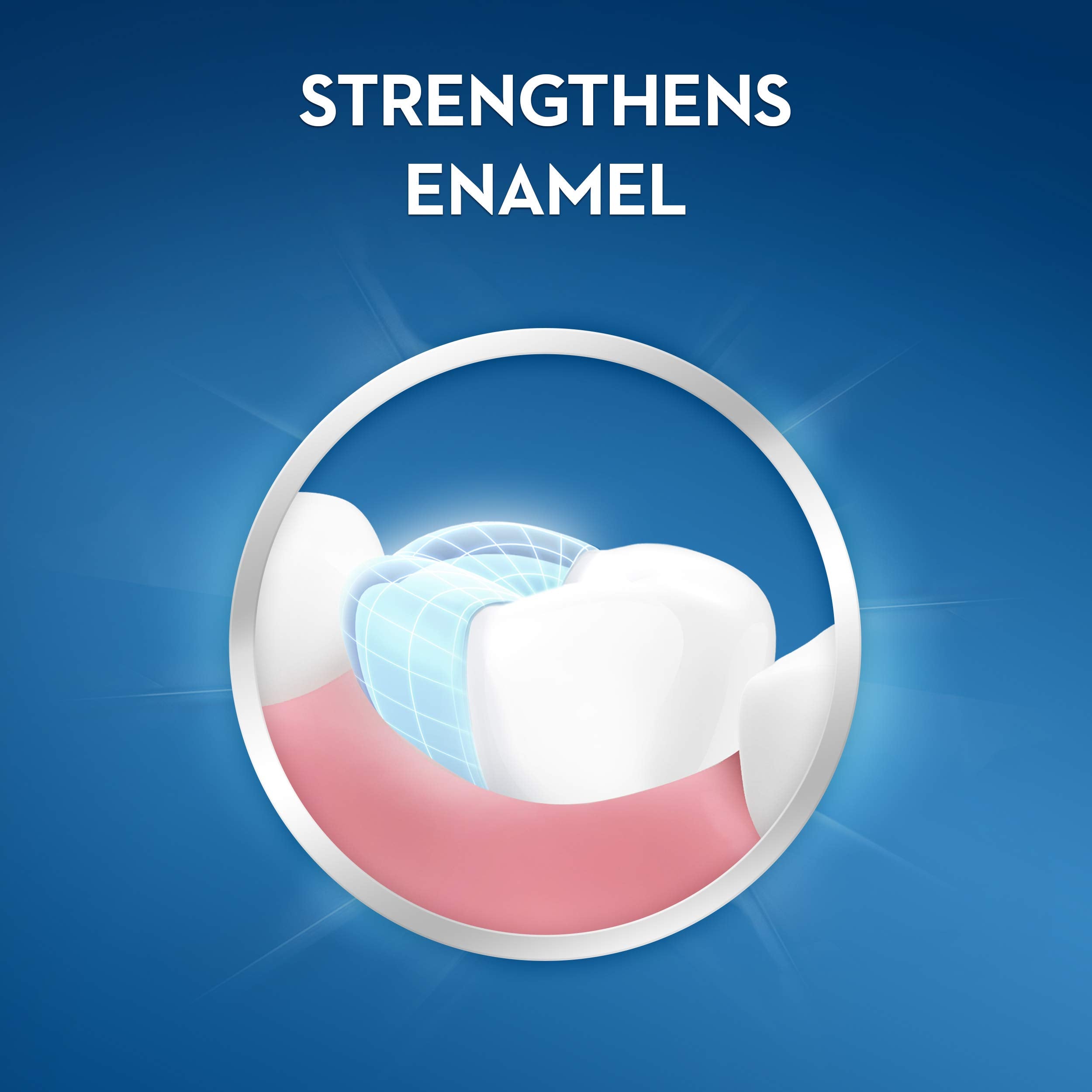Enfant utilisant Crest Spiderman pour un brossage amusant et pratique.