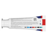Dentifrice Crest Pro-Health Detoxify prêt pour routine quotidienne.