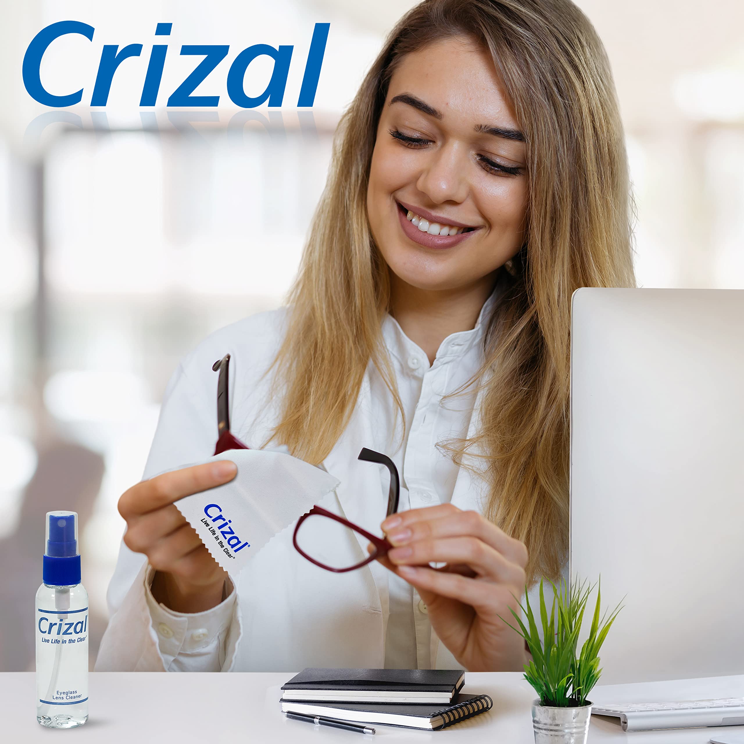 Crizal usage quotidien lunettes: kit simple pour l'entretien journalier.