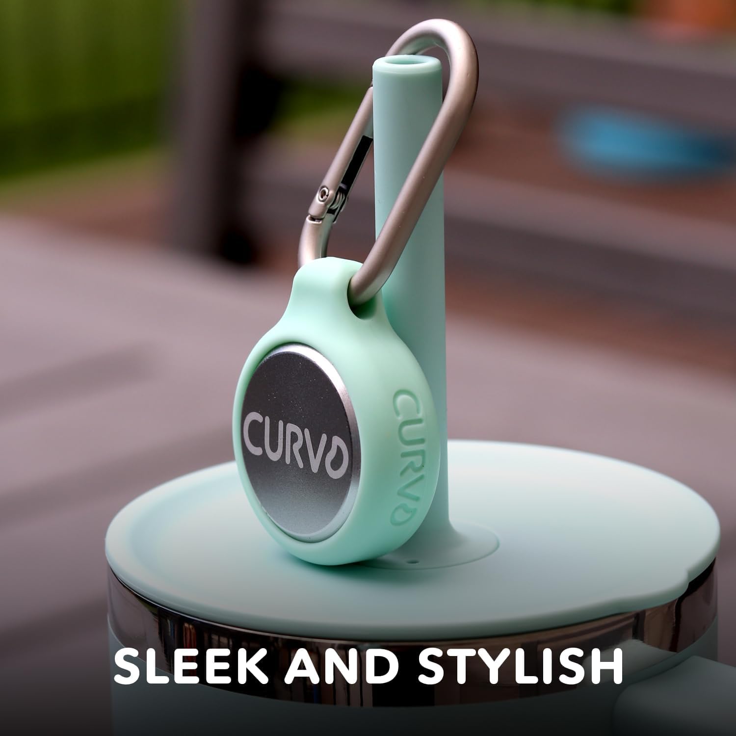 Clip nickel satin CURVD, fixation rapide et fiable.