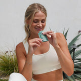 CYMBIOTIKA Super Greens: utilisation-deplacement suggère une routine pratique et rapide.
