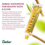 Texture naturelle du dentifrice Dabur Meswak pour une sensation douce.