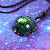 Pendentif orgonite Day Day Up, équilibre des chakras et énergie positive.