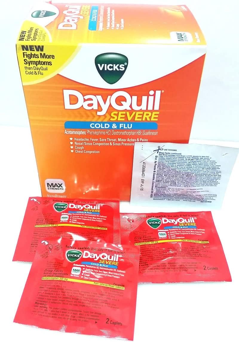 DayQuil capsules liquides orange dans sachet individuel pour symptômes du rhume et grippe