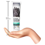 Utilisation quotidienne recommandée du dentifrice Desert Essence au charbon actif.