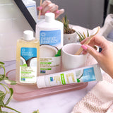 Sourire plus lumineux après l’utilisation du rinçage coco menthe Desert Essence.