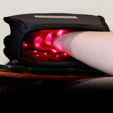 DGXINJUN thérapie lumière infrarouge sur main, relaxation musculaire.
