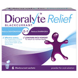 Dioralyte sachets saveur cassis, faciles à hydrater lors d’une diarrhée légère.