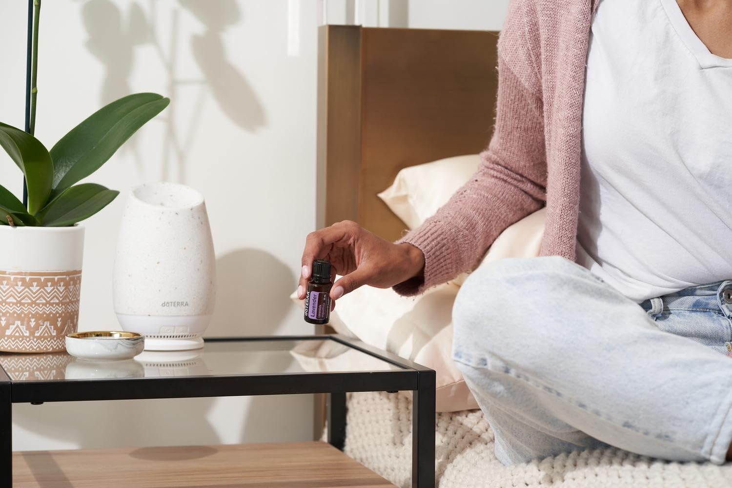 doTERRA Lavande: diffusion aromatique pour ambiance apaisante.