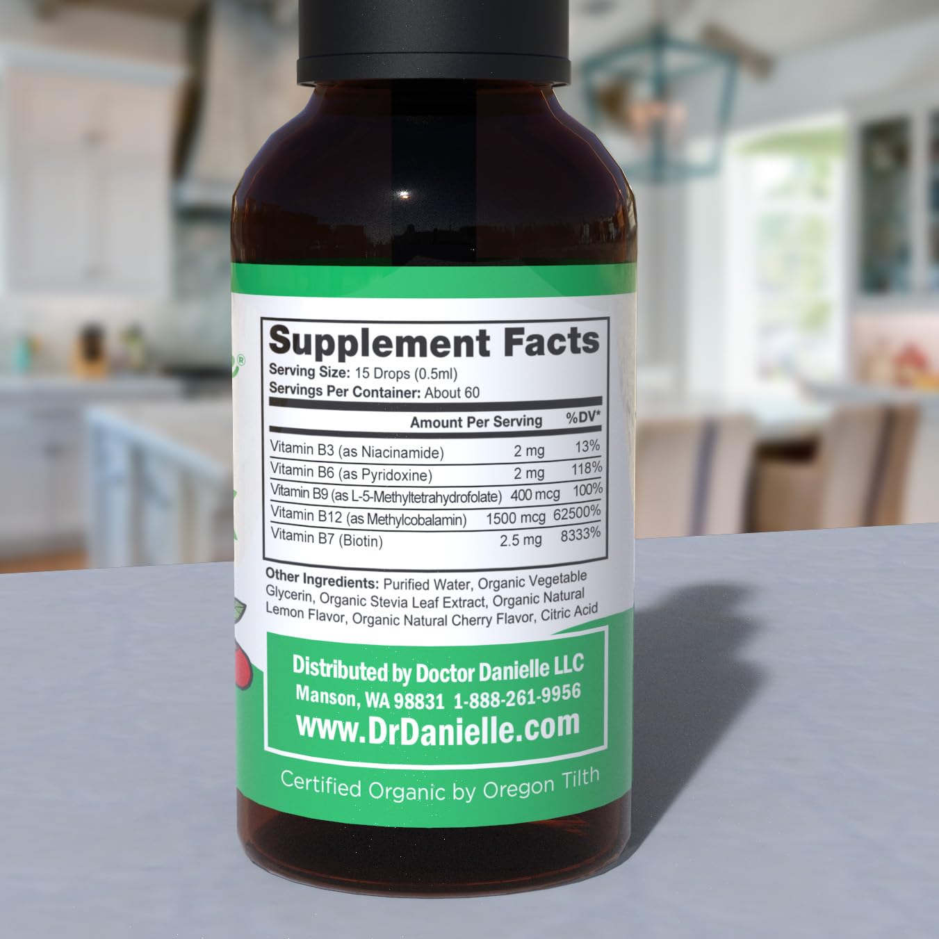 Bouteille Doctor Danielle B Complex sur table – format 1oz, pratique pour adultes et enfants.