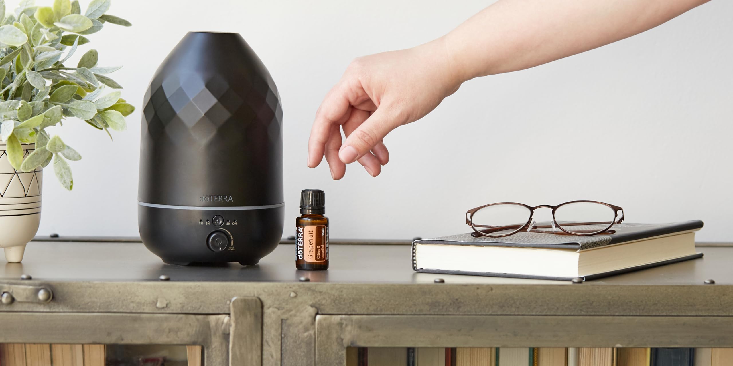 doTERRA Pamplemousse diffuseur, crée une ambiance parfumée et vivifiante.