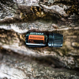 doTERRA Arborvitae utilisée pour surfaces et mains, spray pratique à domicile