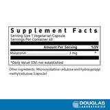 Mélatonine 3 mg de Douglas Laboratories, capsules visibles, favorise les cycles veille-sommeil.