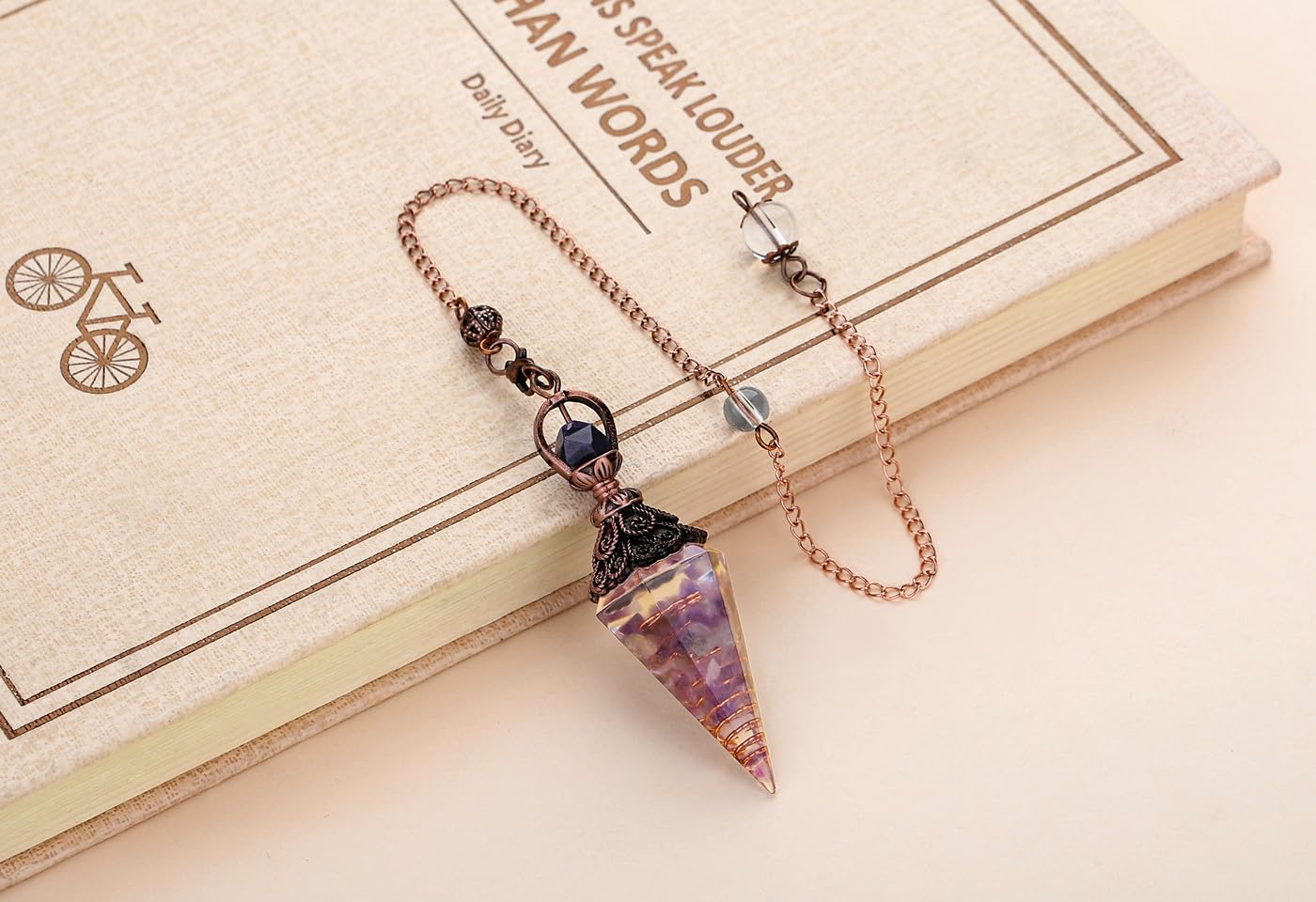DUQGUHO accessoire divination pendule amethyste utile lors de rituels