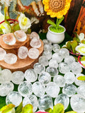 DUQGUHO quartz clair : galet poli dans terrarium pour texture naturelle.