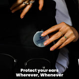 EARasers reste discret et presque invisible lors des performances en live.