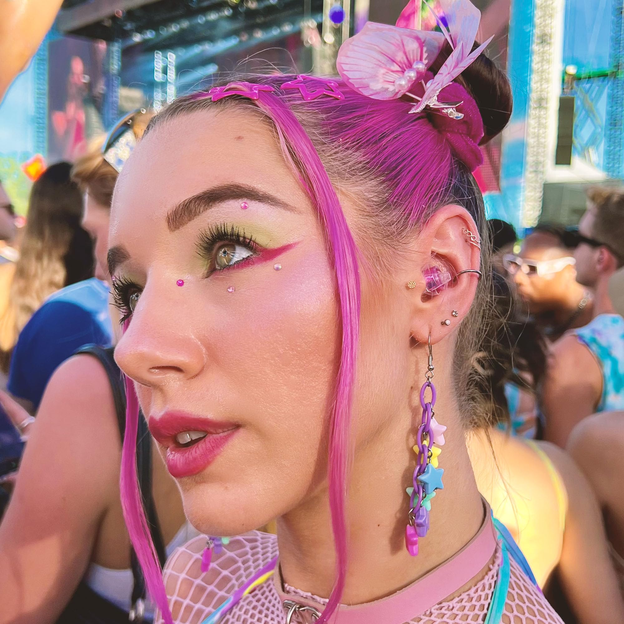 Etui métallique Eargasm rose: rangement sûr et transport facile.