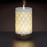 Diffuseur Earnest Living en céramique blanche de 100 ml pour une ambiance apaisante.