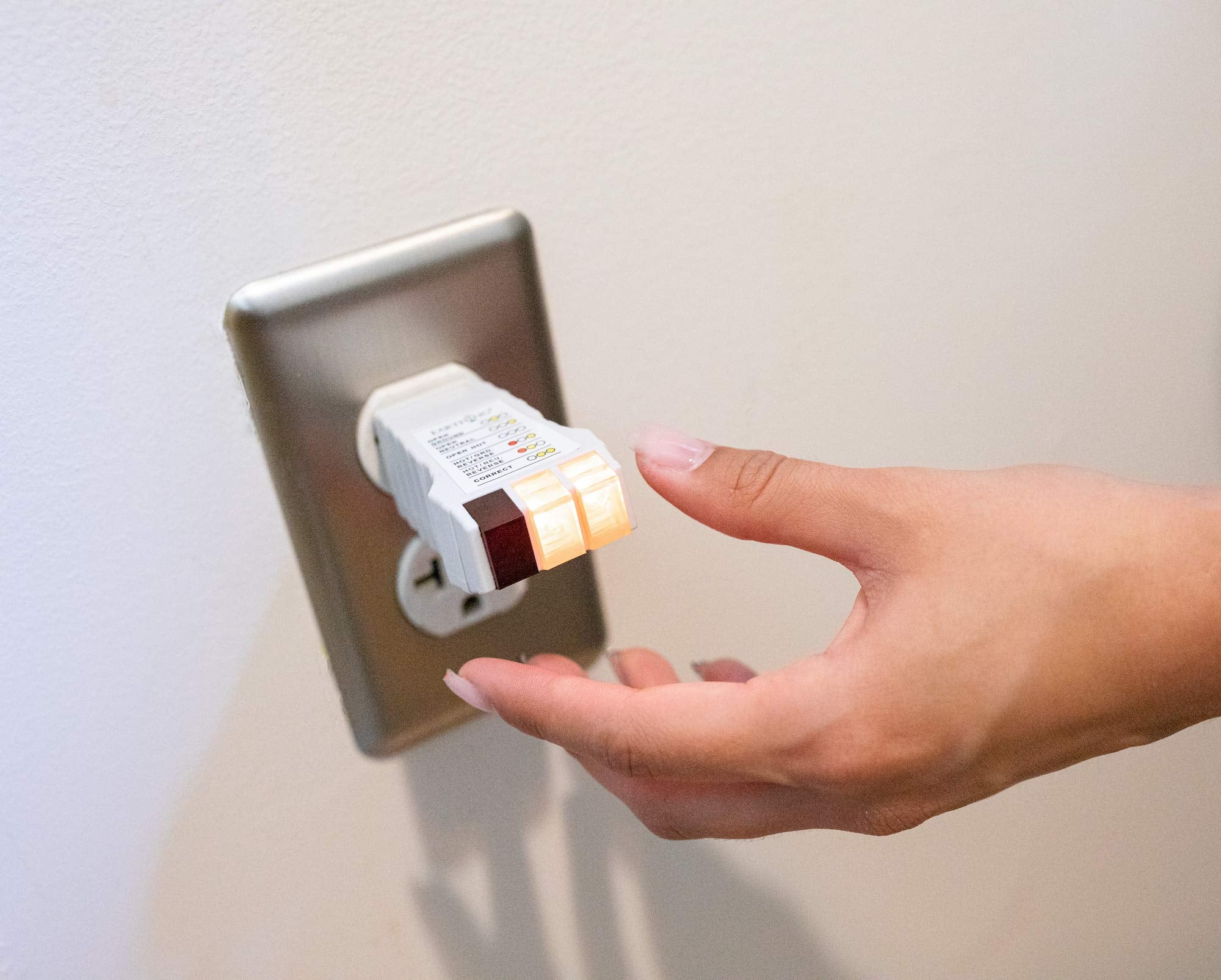 Cordon Earthing avec résistance 100k pour sécurité