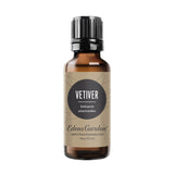 Edens Garden Vetiver huile essentielle en bouteille montrant l’étiquette et le confinement pour le soin et la diffusion.
