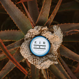 EiR NYC rouleau-applicateur pour une application hydratante ciblée.