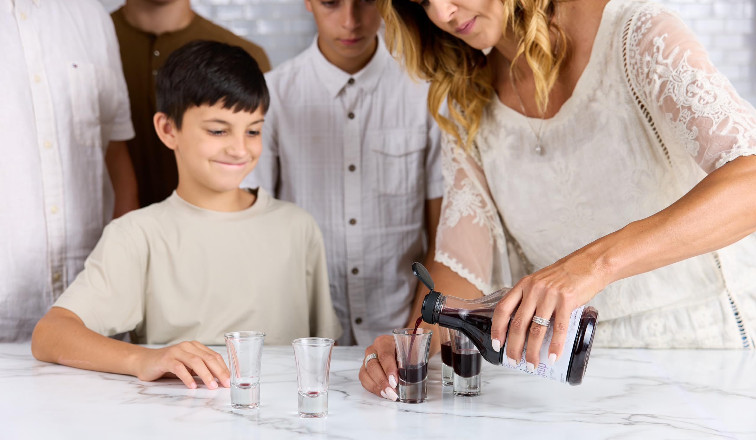 Ingrédients biologiques : sureau et aronie au cœur de la formule.