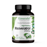 Emerald Labs Resveratrol, bouteille végétale, soutient la vitalité quotidienne.
