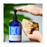 Ambiance bain: flacon translucide et bouchon pratique.