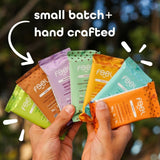 Barre FEEL vegan Vitalité maca en main, idéale pour sport ou travail.