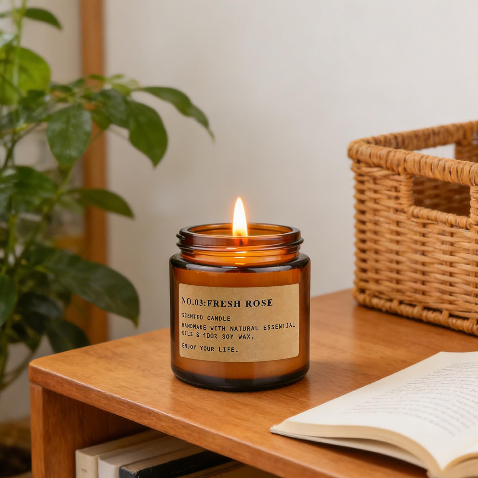 Bougie Feibao Patchouli-Ambre : parfum profond et cosy.