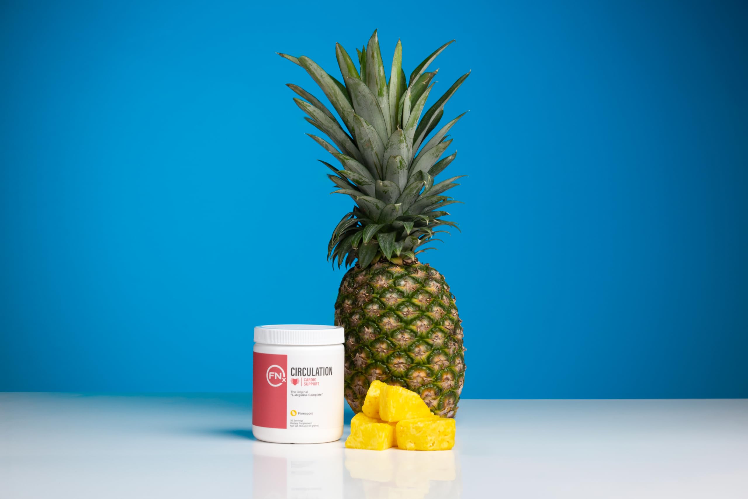 Cuillère-dose de Fenix Nutrition Arginine Complete prête à mélanger dans l'eau