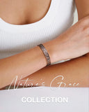 Port en solo ou en superposition avec d'autres bijoux pour un style polyvalent.