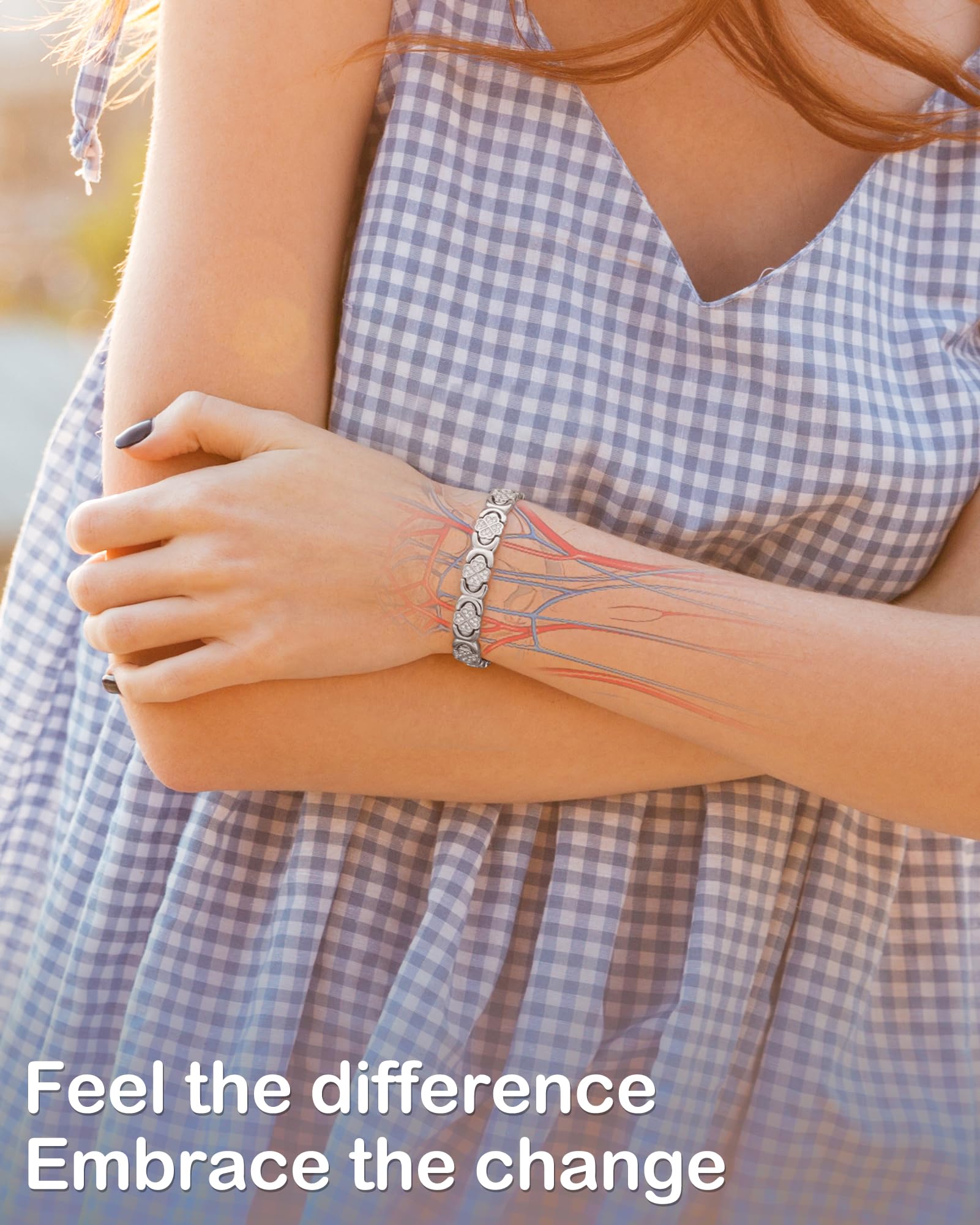 Feraco bracelet infini-trèfle-quatre-feuilles avec zircon cubique scintillant, symbole d’élégance.
