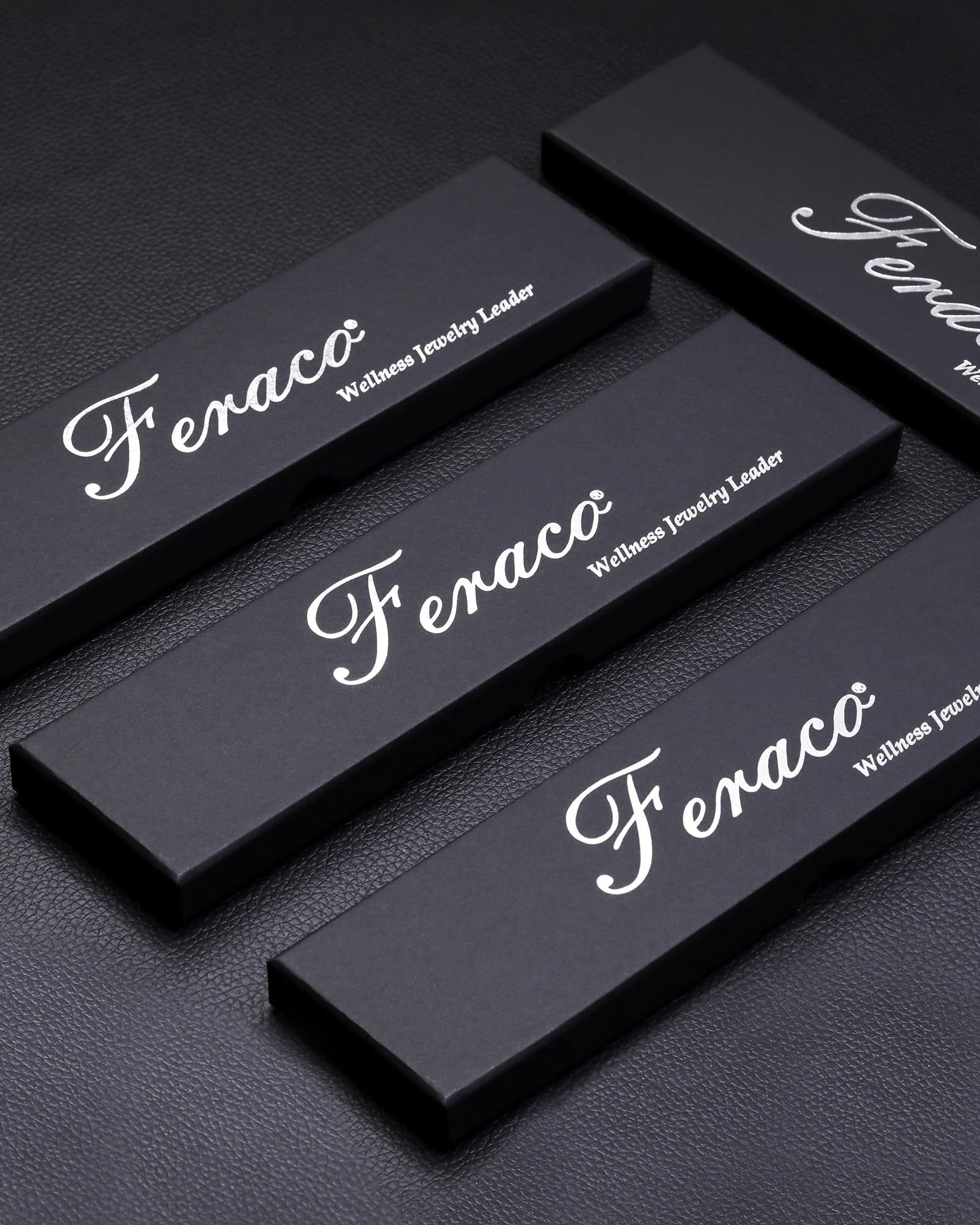 Feraco ensemble bijou cuivre homme, parfait pour un look masculin.